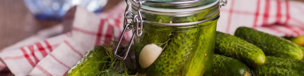 Ile waży ogórek kiszony? Zaskakujące różnice w wadze ogórków